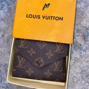 Wallet .. gifted not sure of authenticity